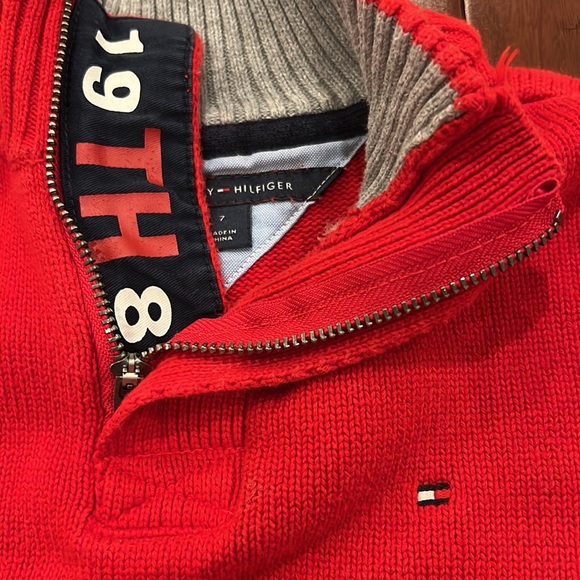 Tommy Hilfiger boys 1/4 zip sweater - Picture 4 of 5